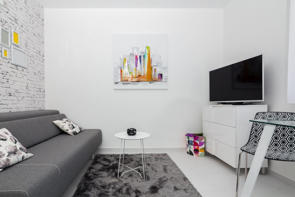 Old City Luxury Apartment Iris Split Buitenkant foto