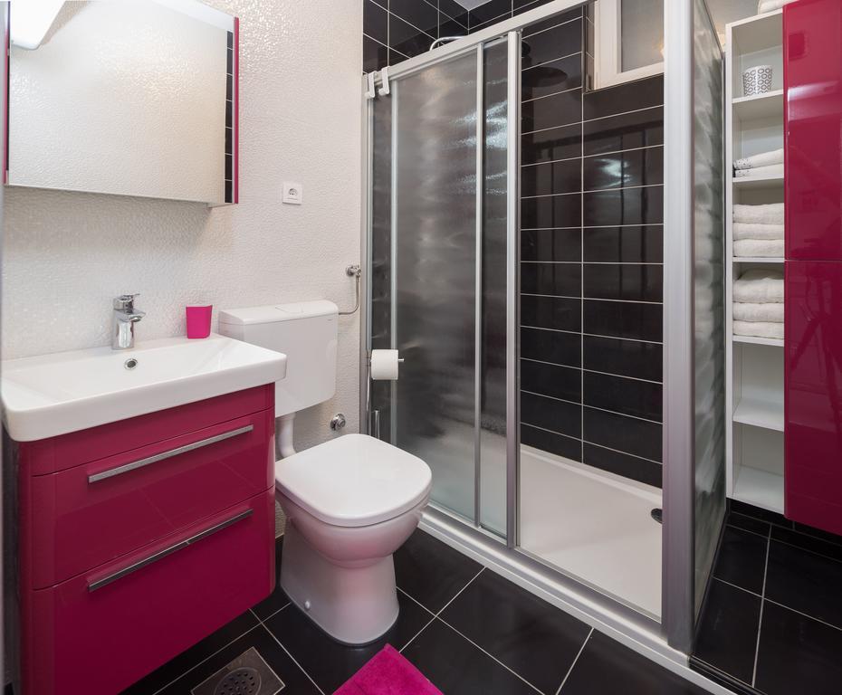 Old City Luxury Apartment Iris Split Buitenkant foto