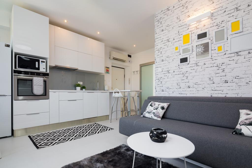 Old City Luxury Apartment Iris Split Buitenkant foto