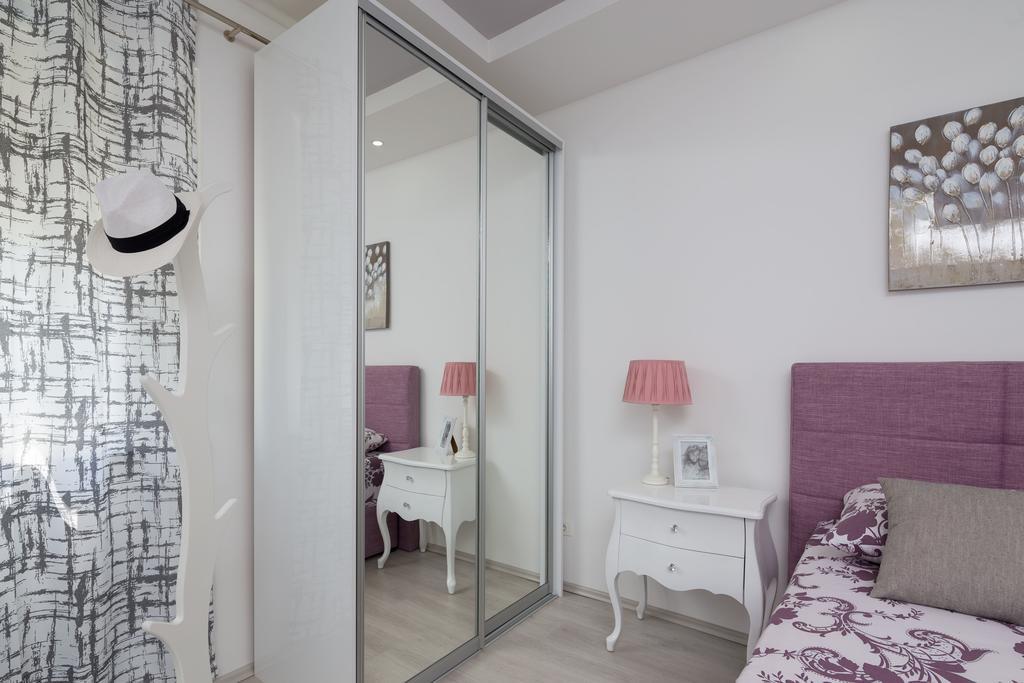 Old City Luxury Apartment Iris Split Buitenkant foto